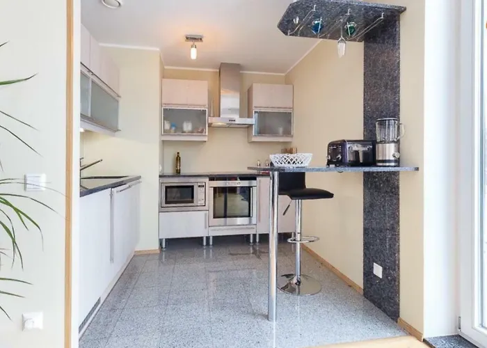 Apartment Papli 34 With Pool Parnu